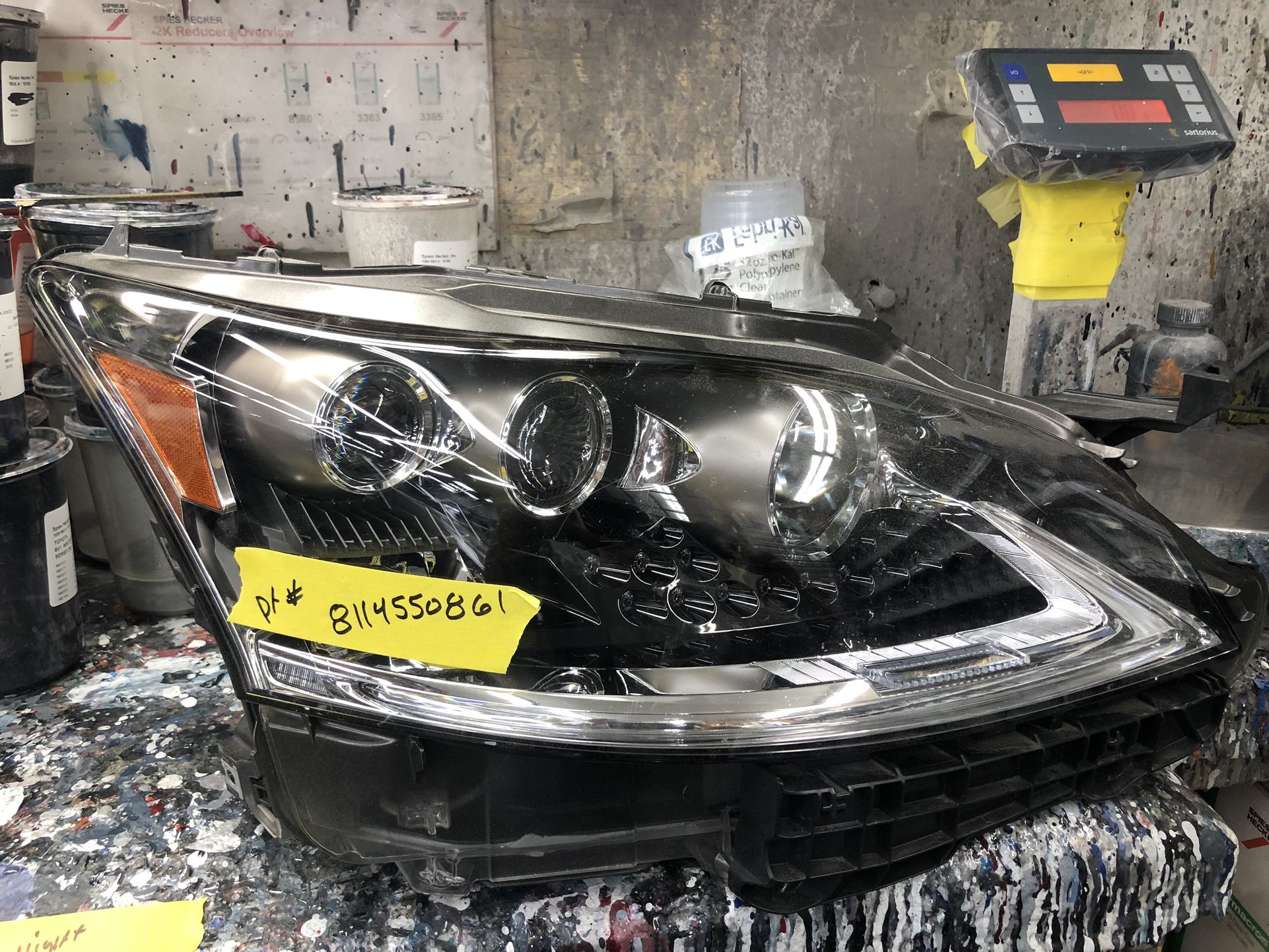 2016 Lexus LS 460 Passenger Headlight