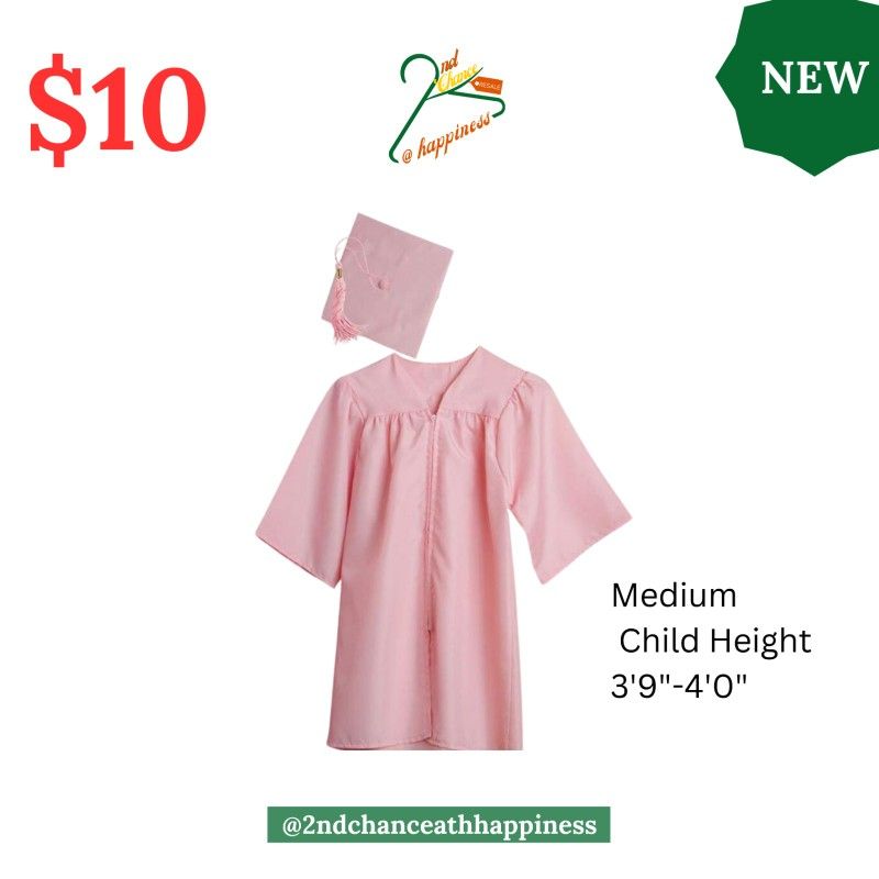 Girls Graduation Cap & Gown (10)