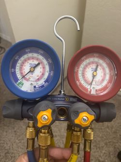 Yellow Jacket Titan 4-Valve Guages