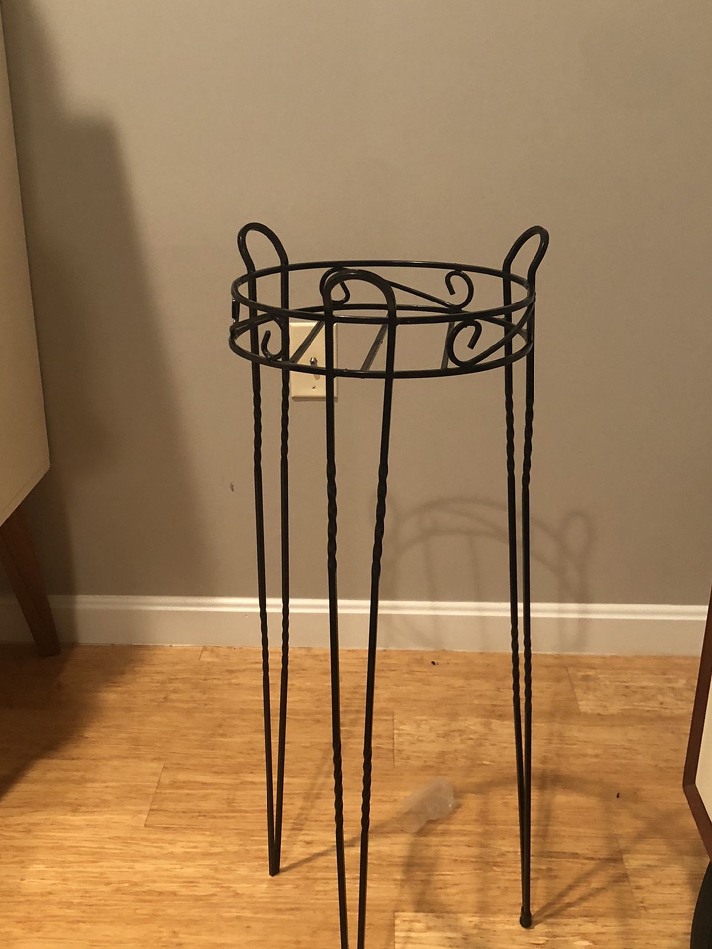 Plant Stand - 30 Inch