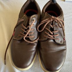 Levi’s Men Shoe Size 12