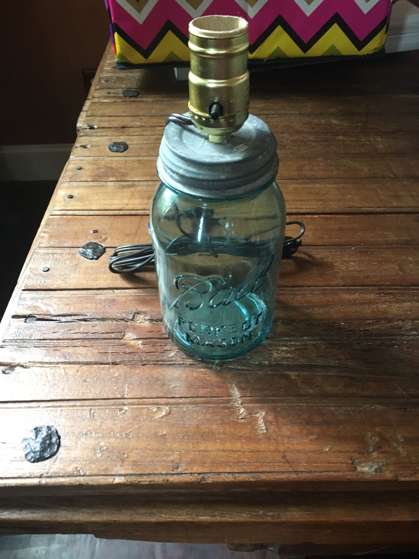 Lamp with ball mason jar