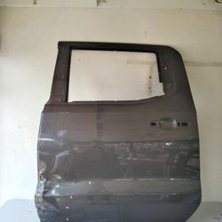 2019 2020 2021 2022 2023 2024 CHEVY SILVERADO REAR LEFT DOOR