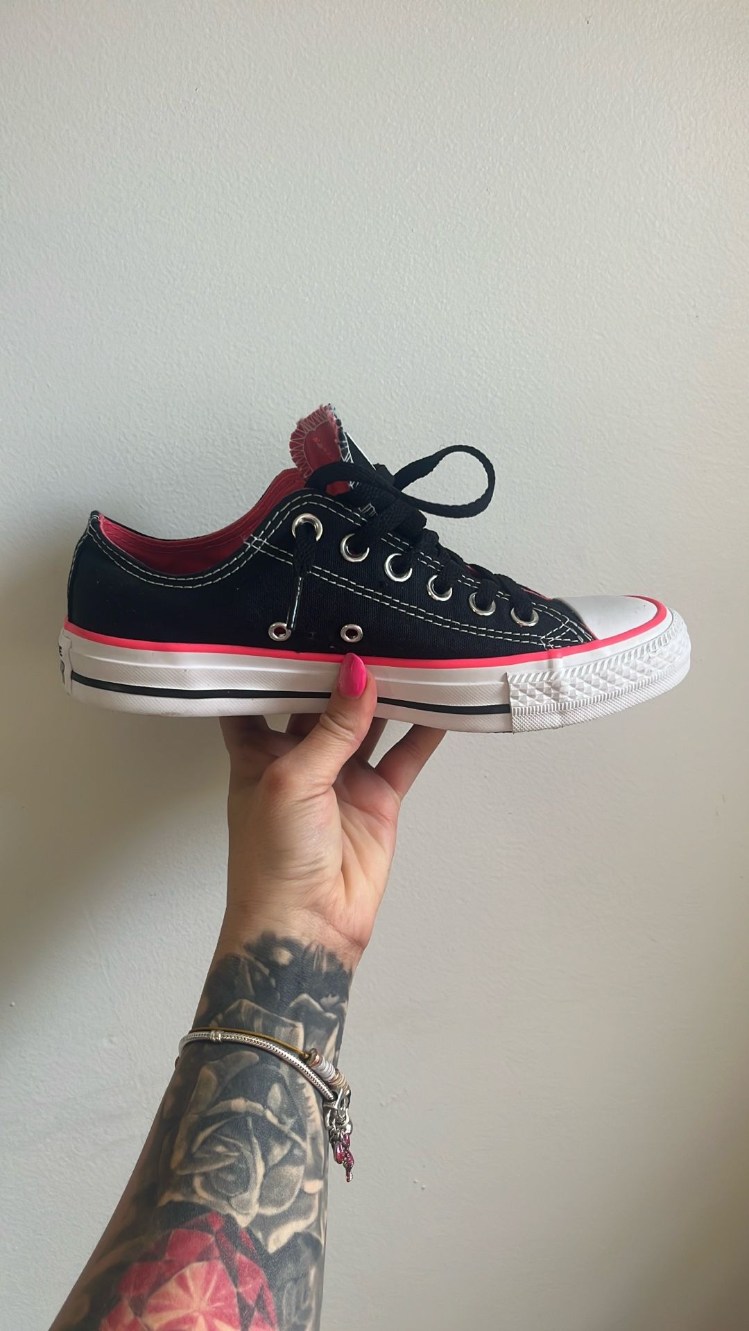 Converse Women’s Shoes- Size 7
