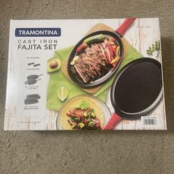 2 pc cast iron fajita set 