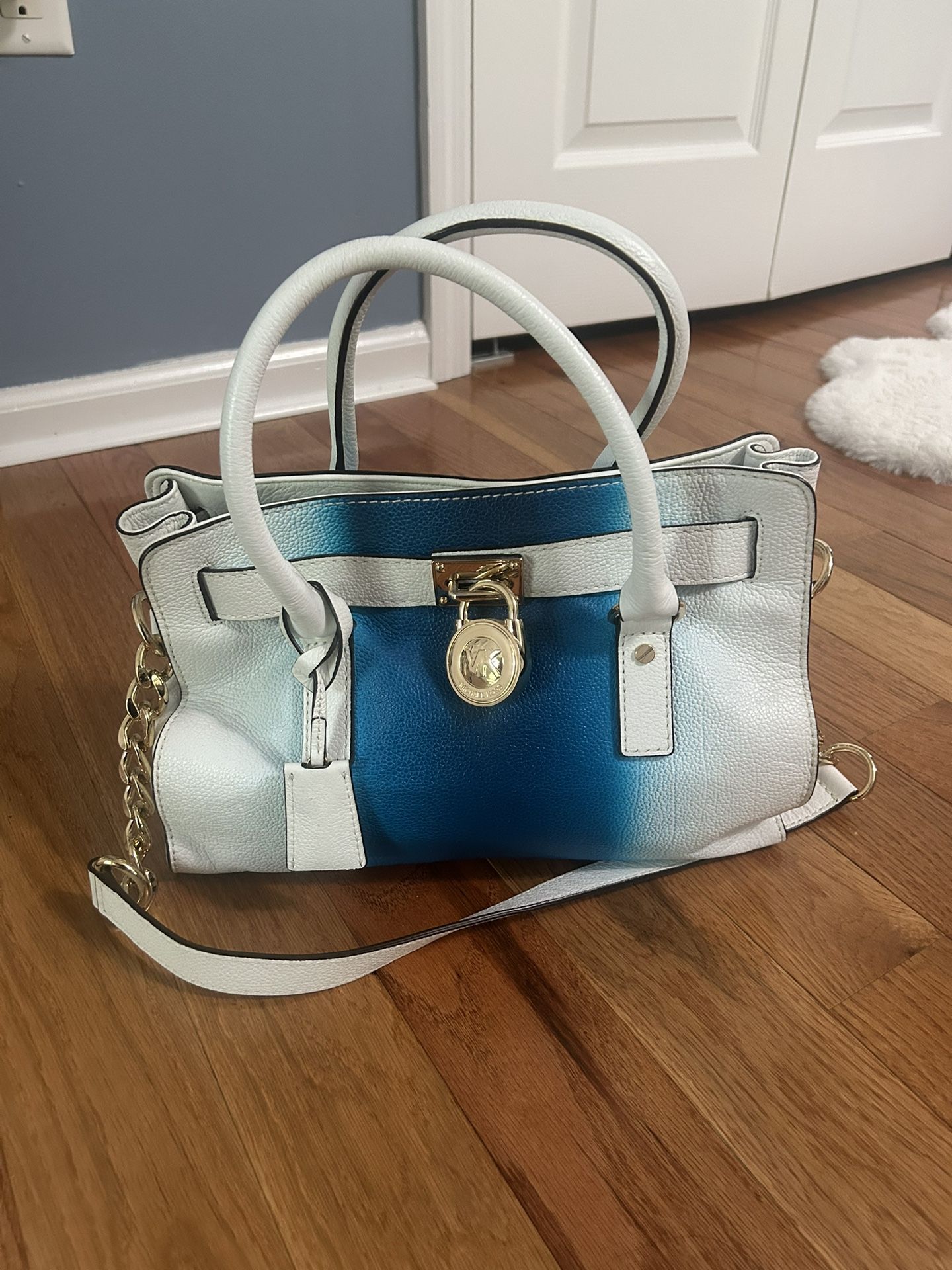 MICHAEL KORS HAMILTON SPRAY WHITE/ SUMMER BLUE EW SATCHEL LEATHER HANDBAG