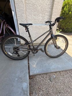 Jett specialized juniors 20” bike