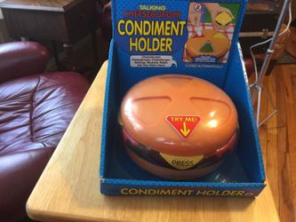Talking cheeseburger condiment holder