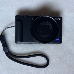 Sony ZV-1 camera / vlogging camera