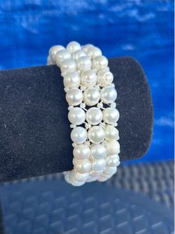Pearl Bracelet