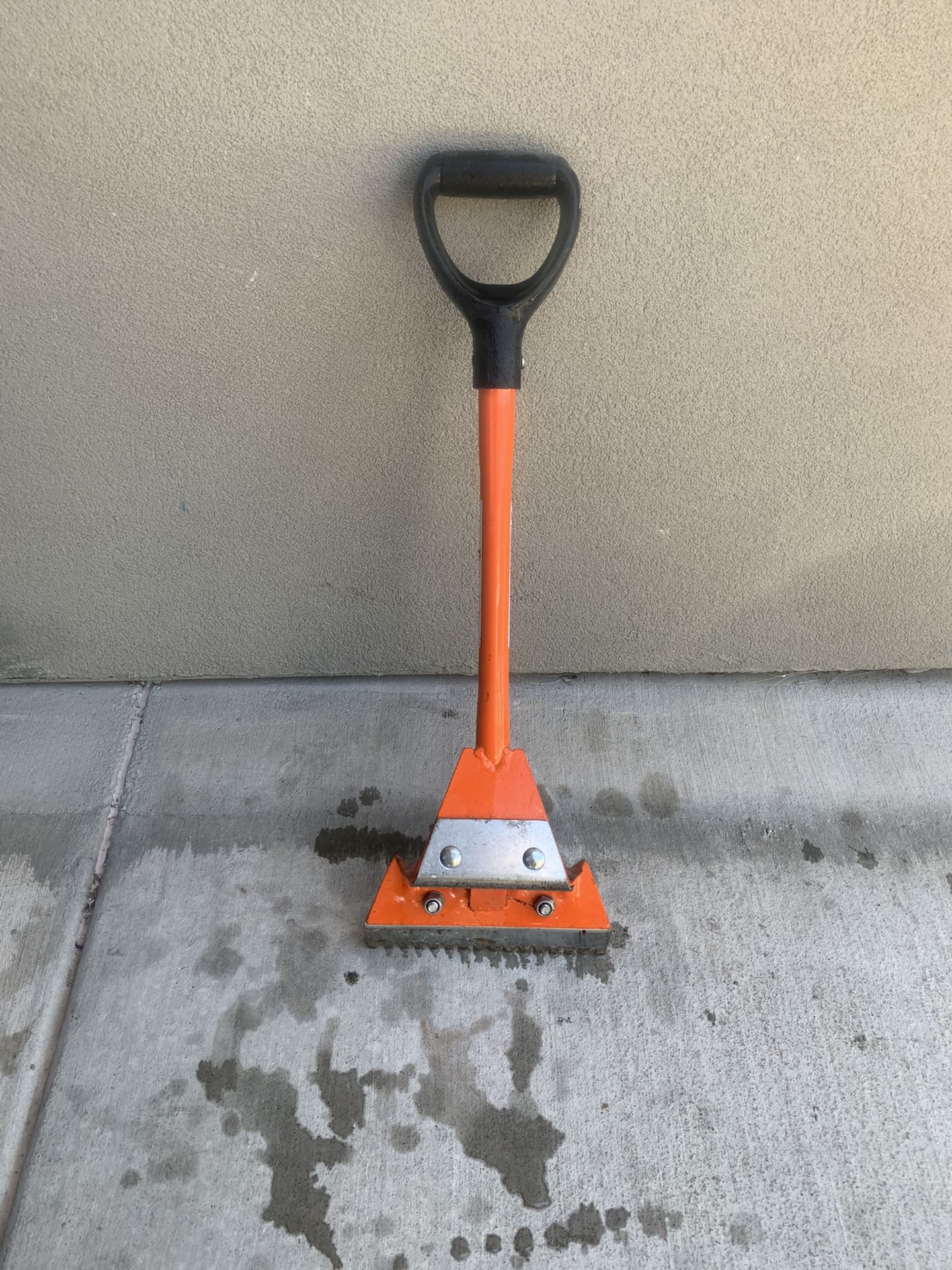 RoofZone Roof Ripper Shingle Remover with Steel Handle/Rubber Grip