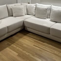Sectional/Couch 