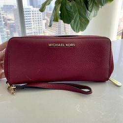 Michael Kors Leather Wristlet 