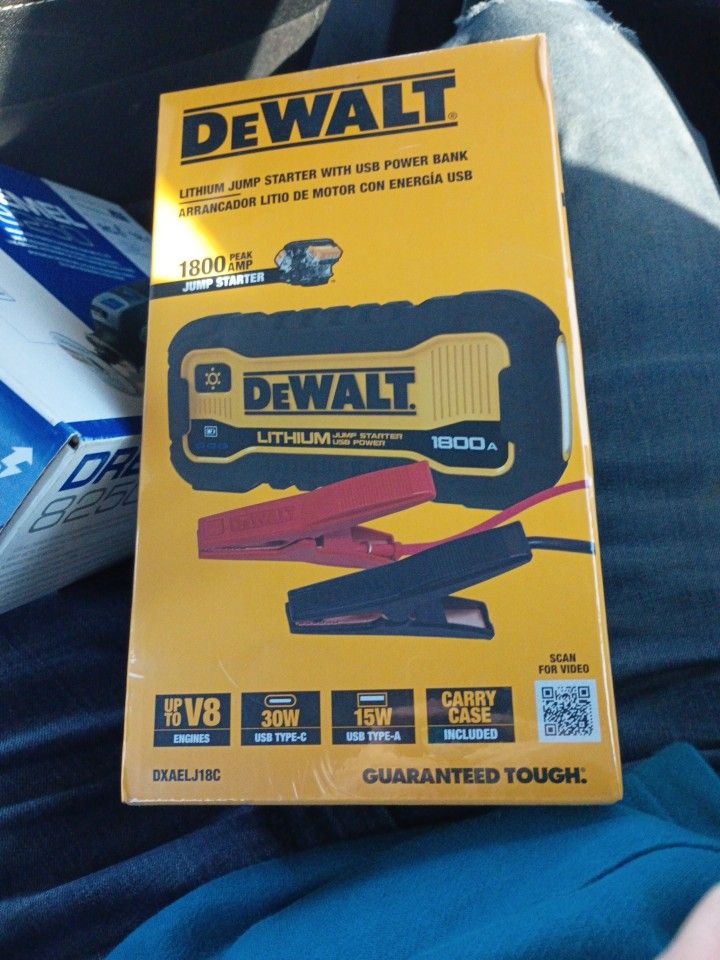 DeWalt Jumpstart Box