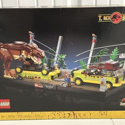LEGO Jurassic World: T. rex Breakout (76956) - New Retired 