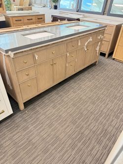 84” Bathroom Vanity In Wood Color 