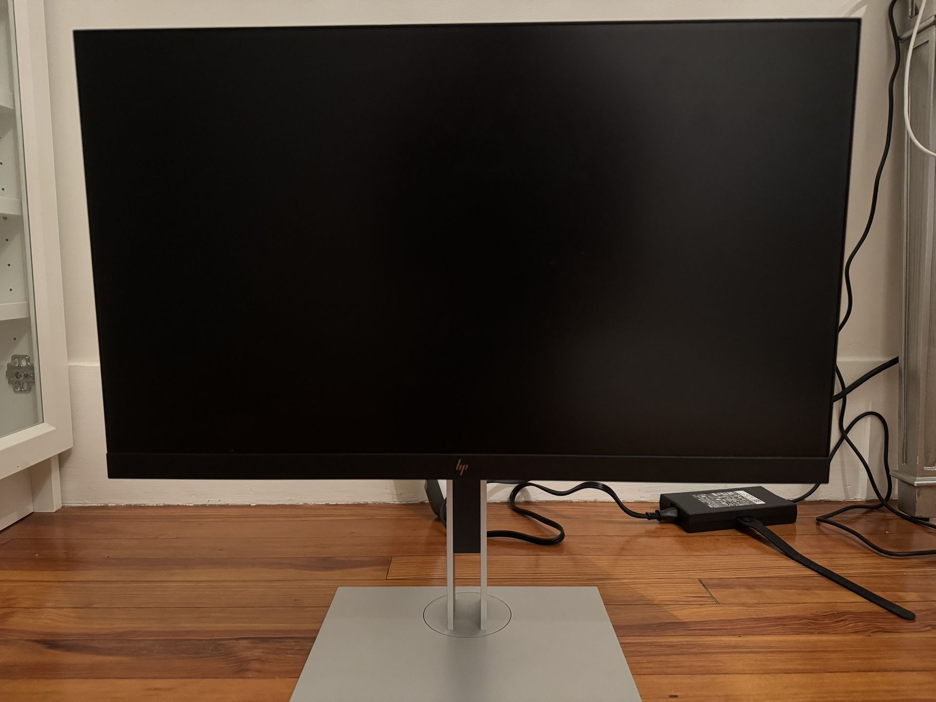 HP E23 G4 23” FHD Monitor