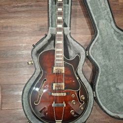 Electric Gutair With Case And Amp