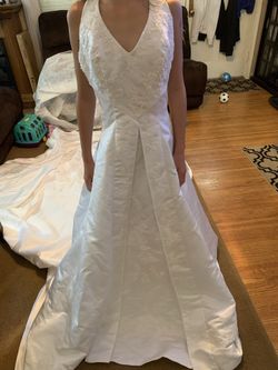 Wedding Dress Never Worn