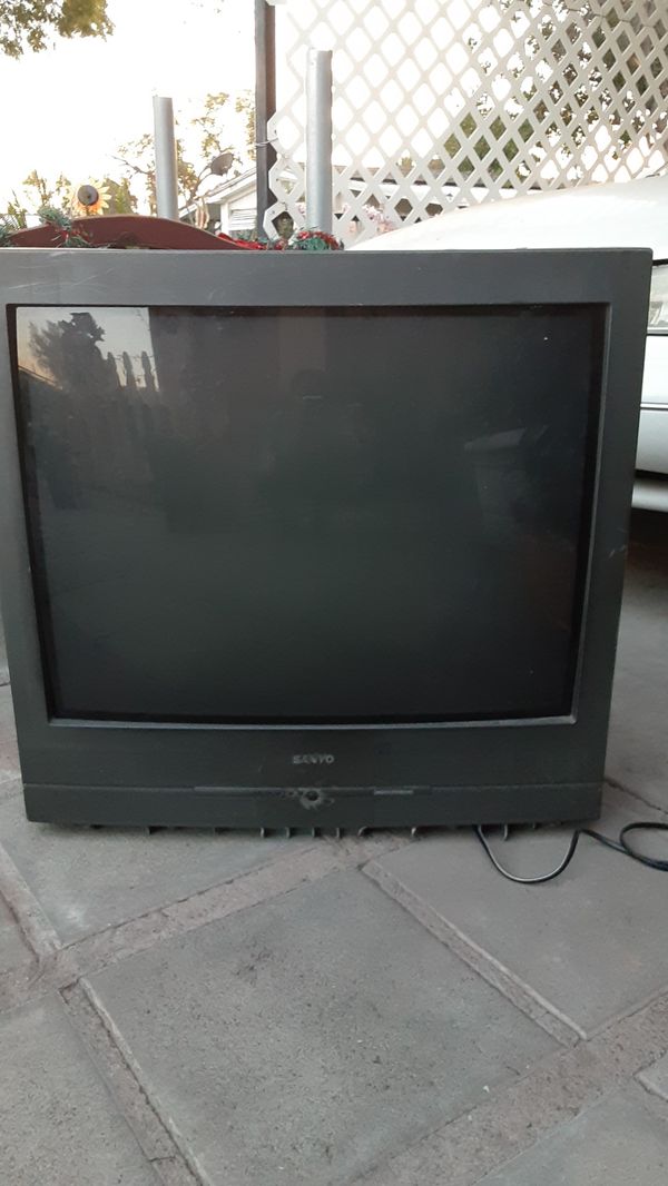 32 inch Sanyo TV CRT for Sale in Ontario, CA OfferUp