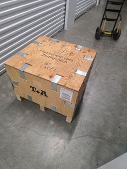 Wood crate