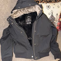 Women’s Hollister all Weather Jacket 
