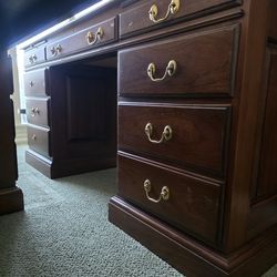 Beautiful Solid Wooden Office Desk With Return AND separate File Cabinet  Desk Set