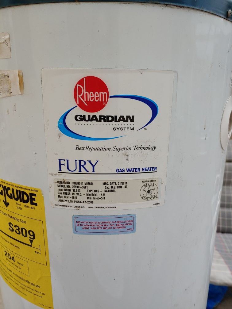 RHEEM Guardian System Fury 40 Gallon Gas Water Heater 2011 for Sale