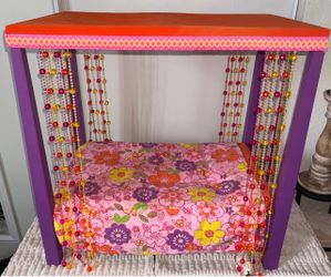 American Girl Julie’s Groovy Bed and Bedding Set