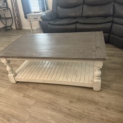53x32 Ashley coffee Table 