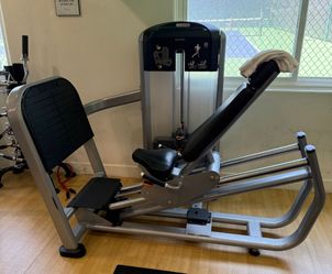 PRECOR DISCOVERY SERIES SELECTORIZED LEG PRESS READY 4 DELIVERY/PICKUP!!