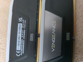 VENGEANCE RGB RAM 64GB