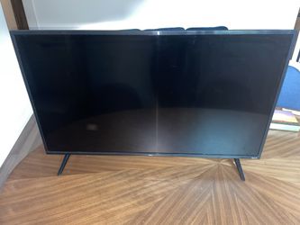 40” TV with Wall Mount