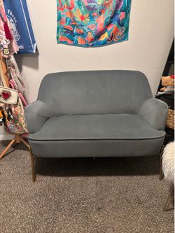 3FT LONG GREY COUCH/CHAIR