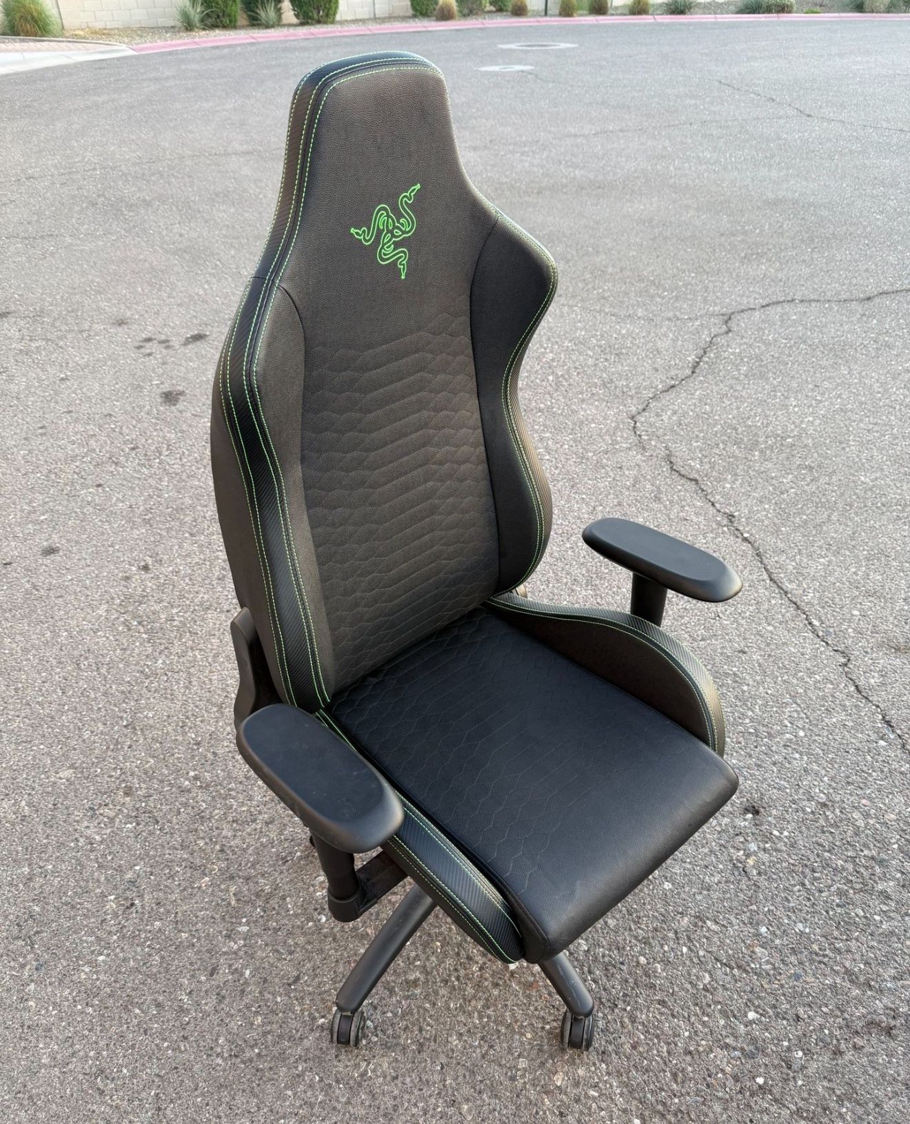 Razer Gaming Chair for Sale - Upgrade Your Gaming Experience!