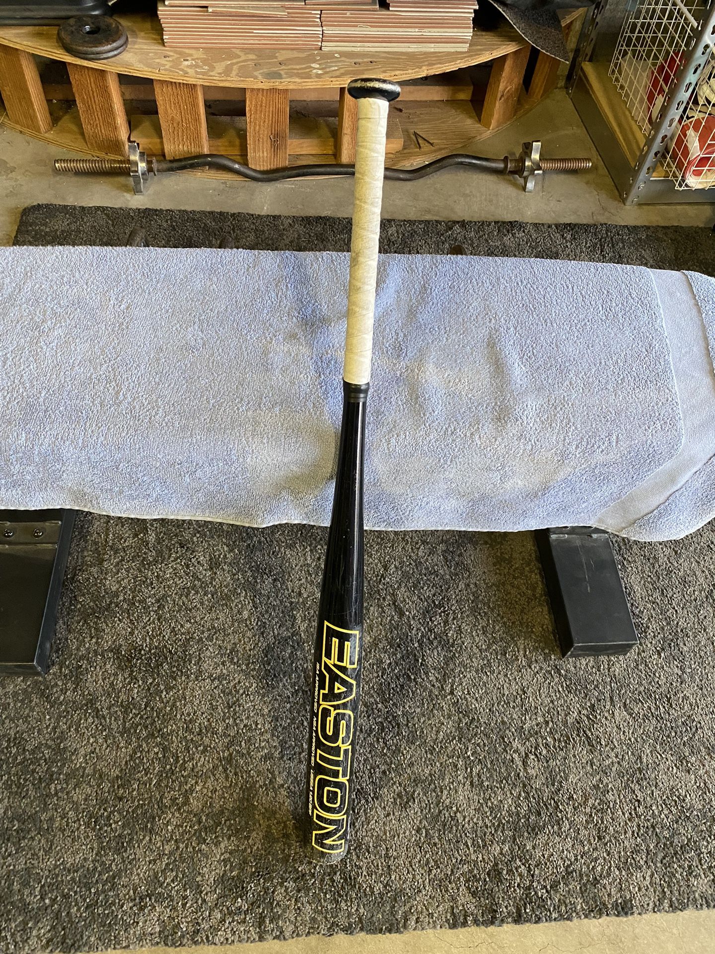 Softball Bat for Sale in Victorville, CA OfferUp