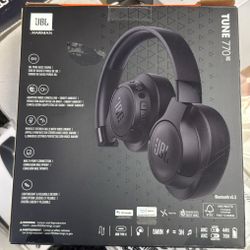 JBL Tune 770NC - Adaptive Noise Cancelling Wireless Over-Ear Headphones - Adaptive Noise Cancelling wireless over-ear headphones with 70H of long batt