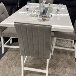 Tavle 6 Chairs Was 1799 Now 1299 