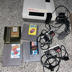 NES Nintendo With Games