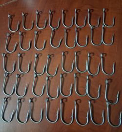Eagle Claw 4/0 Fishing Hooks, new