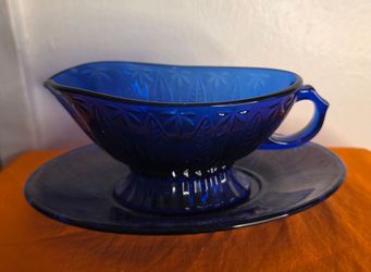 VTG - Royal Sapphire Blue Glass AVON Gravy Boat and Underplate Made France