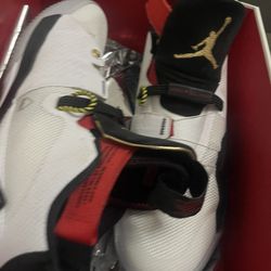 Jordan 33 W/box new 