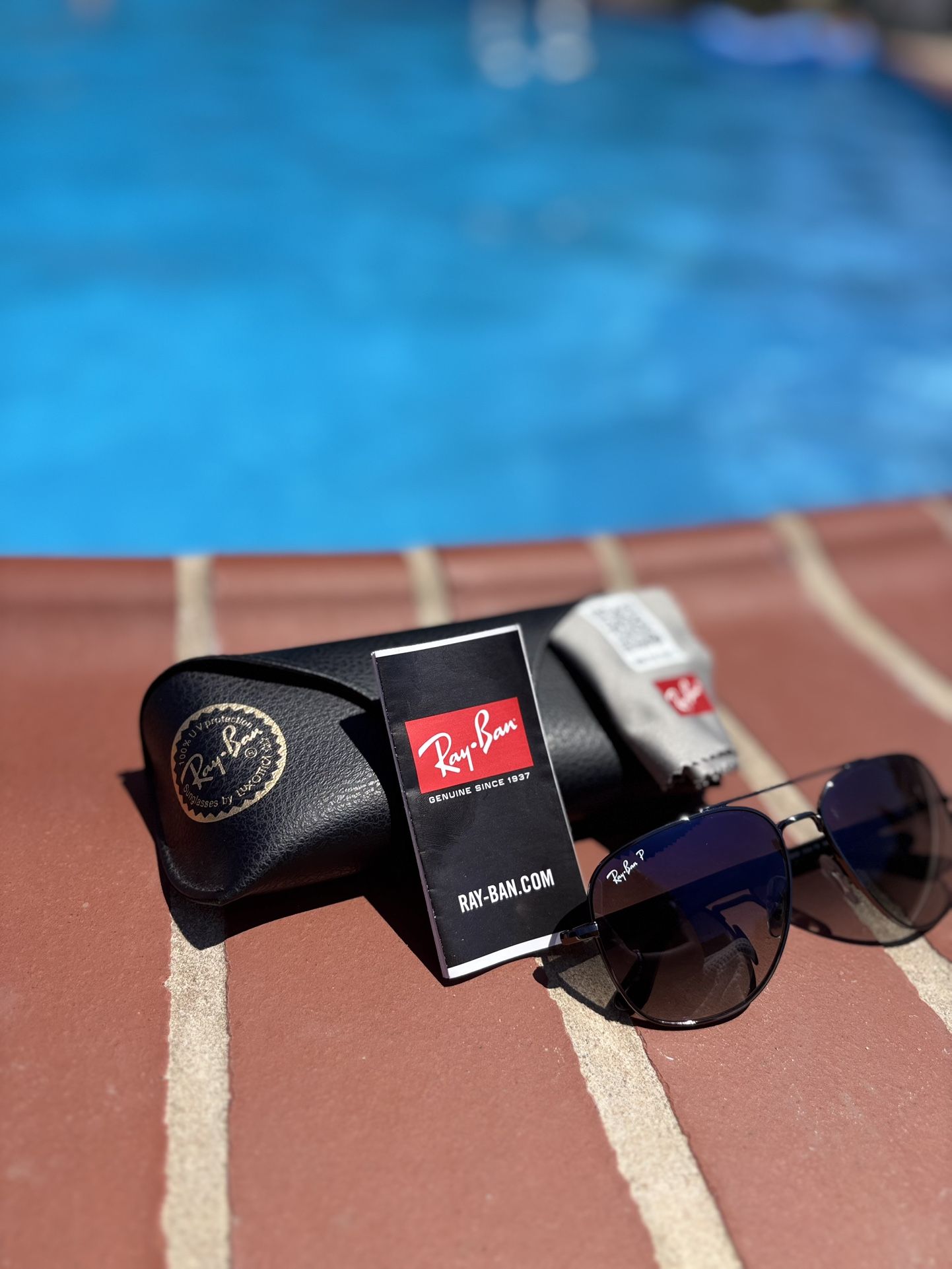 Ray-Ban Gunmetal Sunglasses Polarized Blue Gradient Lens RB3683