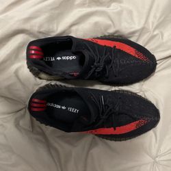 Yeezy 350 Core Red Size 10 Men’s