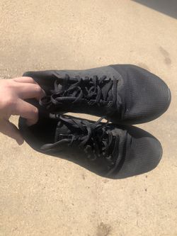 Size 9 Nike running shoes