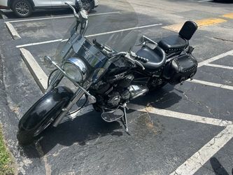 YAMAHA V STAR