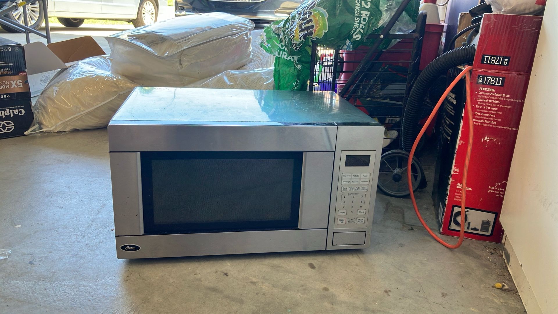Oster Microwave