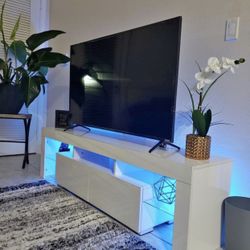 Brand New Tv Stand Led Lights 