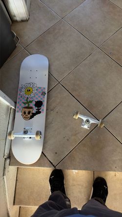 Skateboard