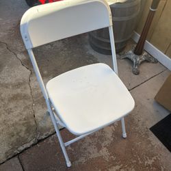 4 White Fold Up Chairs 